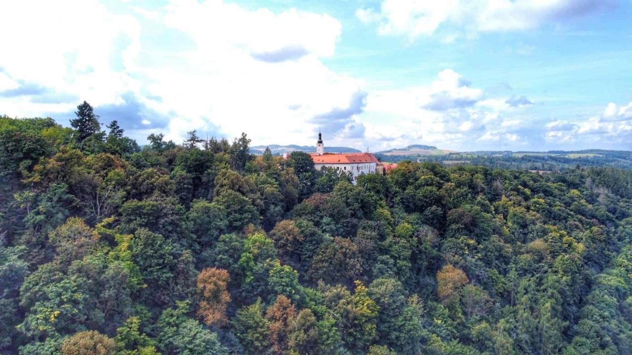 Sazava River Apartment Chocerady Esterno foto